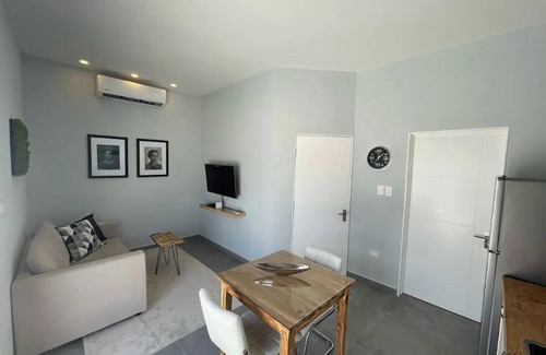 Washington Casa | A&B Apartment Aruba