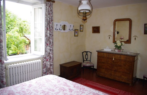 Saint-Etienne-des-Oullieres Otro | La casa de un enólogo de Beaujolais + viñedo, aire acondicionado, uso exclusivo de piscina climatizada