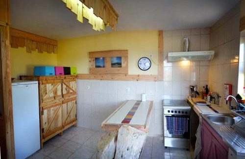Lajes das Flores Casa | A Barraka: rent your room in Flores!