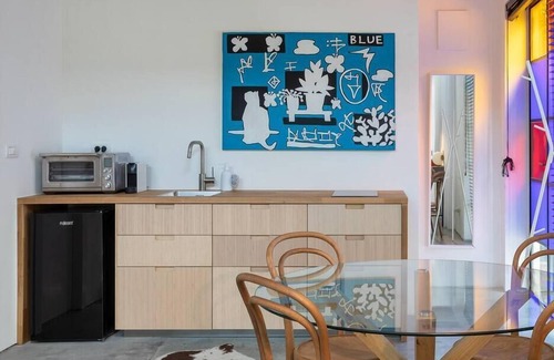 Neve Tzedek Apartamento | A Bauhaus Gem - Prime Location