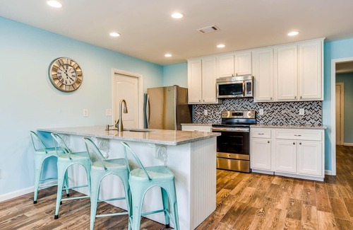 Laguna Beach Estates Casa | Cerrar 2 BEACH 3BR / 2BA- 30A Laguna Beach Sunnyside - Capacidad para 8 - patio cercado