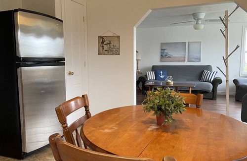Beaubassin East Casa | A Beachy Retreat