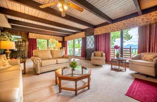 Chalet Village Villa | A Bears View