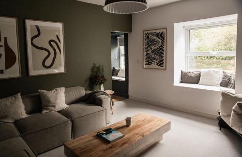 Llangefni Casa | A Beautiful 3 Bedroom 17th Century Stone cottage