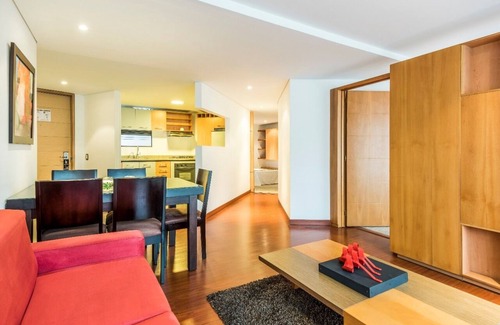 Santa Ana Casa | Un hermoso apartamento / dos habitaciones, dos baños
