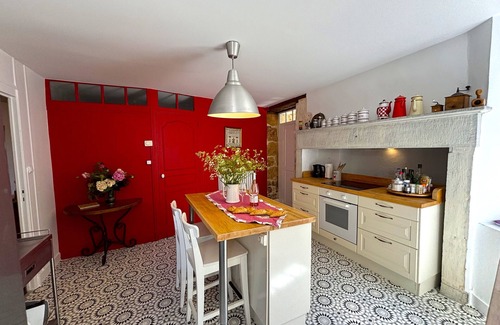 Saint-Cyprien Casa | casa de encanto toda comodidad en el corazón del pueblo medieval de St Cyprien