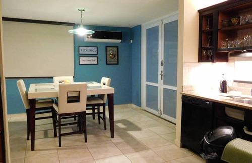Luquillo Casa | Una hermosa casa ubicada cerca de las playas, selva tropical, golf y mucho más!
