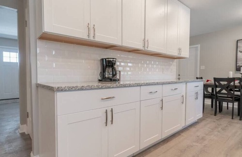 Schererville Casa | A Beautiful Modern Home in a Great Location!