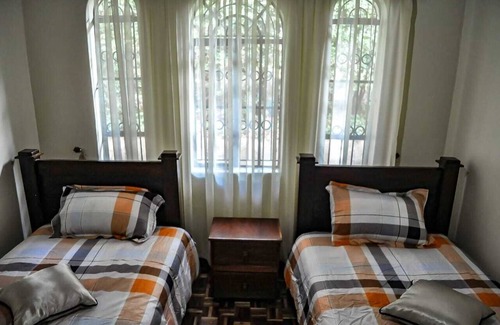 Kitisuru Casa | A Beautiful, peaceful & home feeling 2 bedroom guest house with a lavish garden