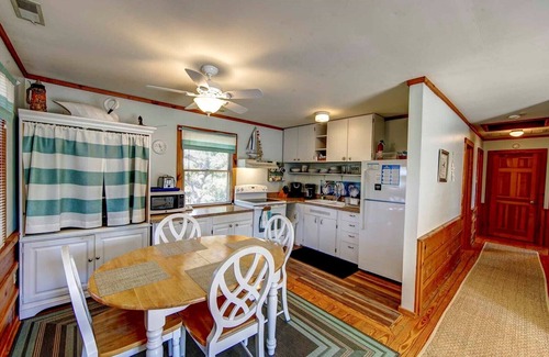 Ocracoke Casa | A Bit Airy: Ocracoke Vacation Rental for 4