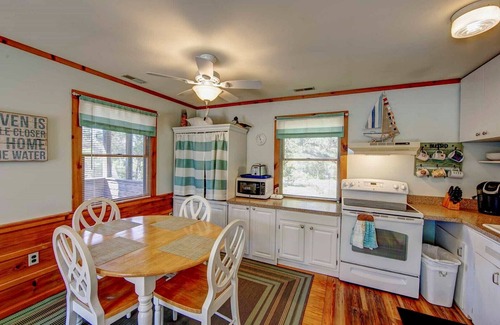 Ocracoke Casa | A Bit Airy: Ocracoke Vacation Rental for 4