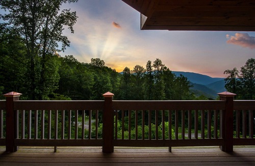 Bryson City Cabina | A Bit of Heaven in the smoky mountains