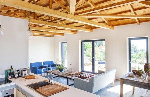 Xanthi Region Villa | Una villa de piscina impresionante en 3 unidades Cerca de los dioses