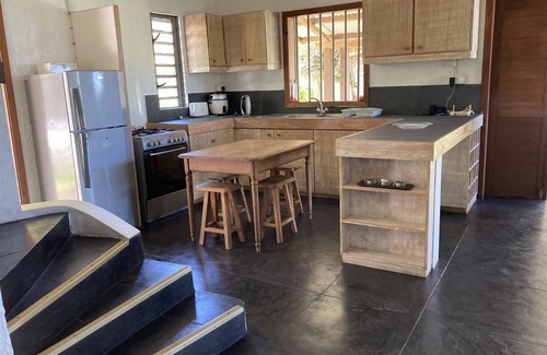Mahebourg Casa | Un bungalow justo en el agua, con una de las vistas más hermosas del mundo.