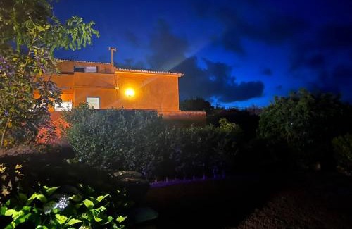 Capelas Casa | A Casa Amarela