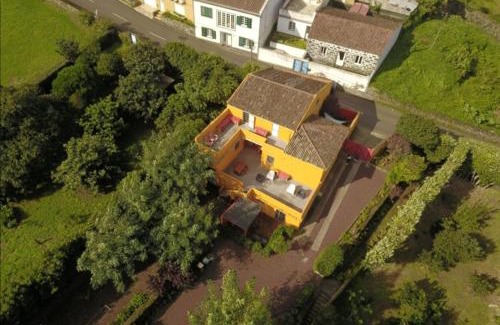Capelas Casa | A Casa Amarela