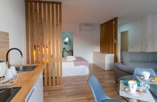 Frije Apartamento | Estudio adaptado .