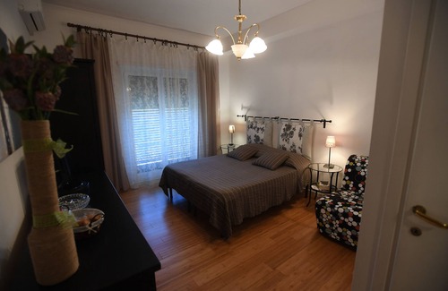 Quartiere XVII Trieste Cama Y Desayuno | A Casa di Enza