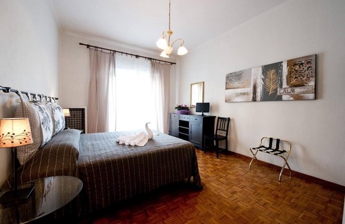 Quartiere XVII Trieste Cama Y Desayuno | A Casa di Enza