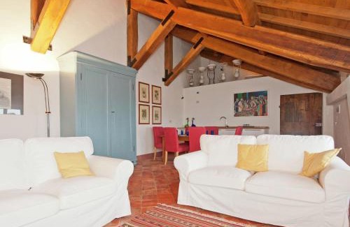 Rocca Grimalda Casa | A Castle Stay in Wine Country