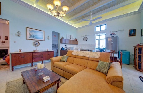 San Gwann Casa | A central authentic Townhouse with Rooftop Bliss