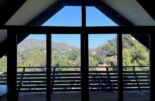 Hollywood Hills Casa | A chance to stay in one of the Iconic Mid-Century Modern Boat Houses perched in the Hollywood Hills