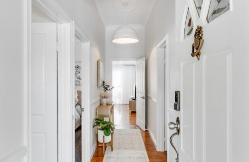 Harristown Casa | A Charming, Central & Family Friendly Cottage