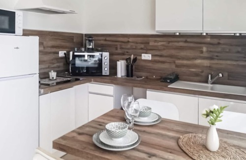 Saint-Martin-de-Crau Apartamento | Alojamiento de 1 habitaciones en Saint-Martin-de-Crau