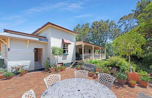 Kepnock Casa | A Charming Queenslander