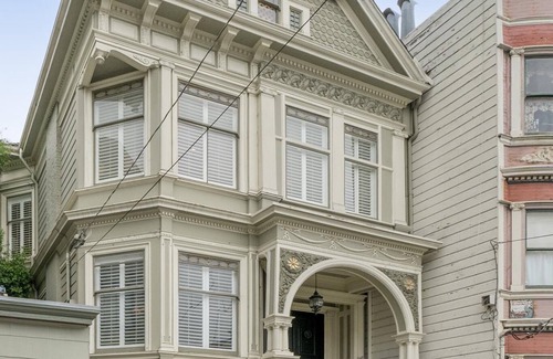 Haight-Ashbury Casa | A charming Victorian home in SF's historic Haight-Ashbury district