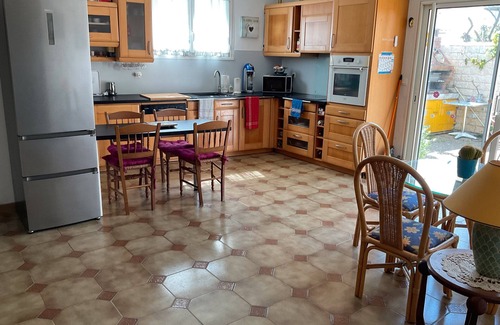 Ile d'Yeu Casa | A Cinq Minutes a Pied de L'embarcadère Jolie Maison Équipée, au Calme