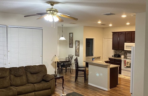 Kissimmee Casa | A Comfortable home away from home. In kissimmee close to Disney World