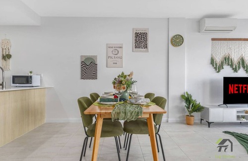 Harris Park Apartamento | A comfortable two-bedroom Parramatta apartment with complete facilities
