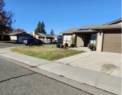 Florin Casa | A Convenience Room!