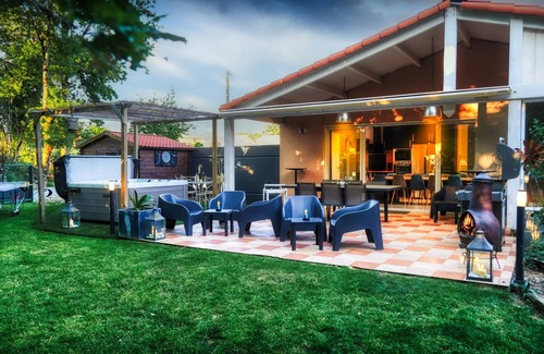 Saint-Paul-en-Pareds Casa | A COSY HOME FOR MEMORIES