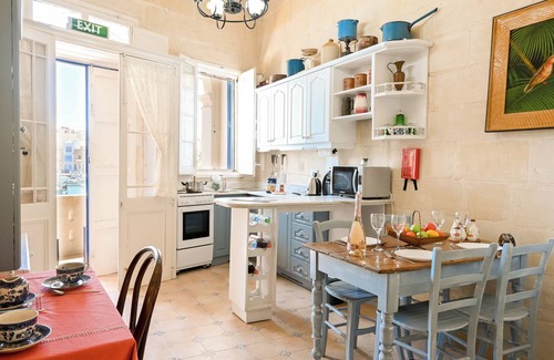 Birzebbuga Casa | A Cosy Nest Overlooking The Sea, Birżebbuġa, Malta