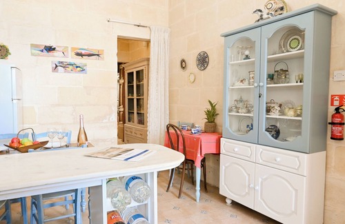 Birzebbuga Casa | A Cosy Nest Overlooking The Sea, Birżebbuġa, Malta