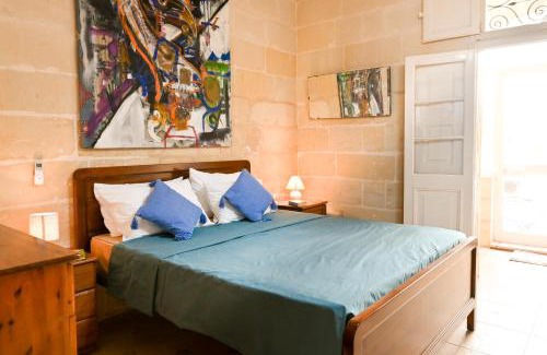 Birzebbuga Apartamento | A Cosy Nest Overlooking The Sea - Happy Rentals