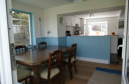 Fethard on Sea Cabaña | Una casa de campo en el borde de las aguas en una posición idílica.