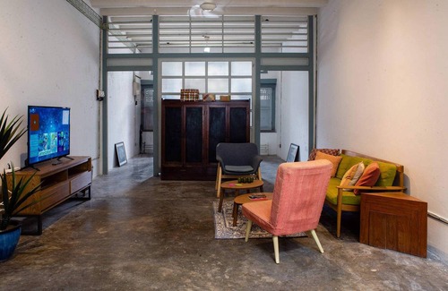 Downtown George Town Casa | A Cozy 1890s Heritage House at Kimberley Street