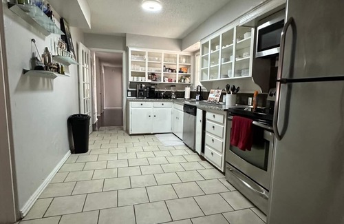 Meadowbrook Casa | A cozy and secure home that is a perfect getaway for your next visit!