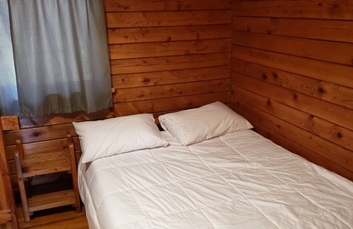 White Cabina | A cozy Cabin in the Laurel Highlands