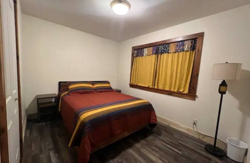 McKenzie Bridge Cabina | A cozy, comfortable cabin next to Mckenzie River