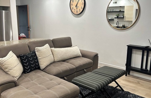 Ogden Condominio | A Cozy Mountain Retreat with boat parking fun for the whole family.