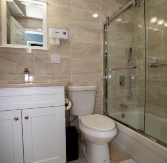 Rochdale Apartamento | A cozy serene 3 BDR, 2 full baths near JFK & LaGuardia Airport
