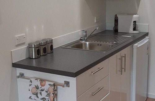 Te Awamutu Apartamento | A cozy studio retreat near Te Awamutu.