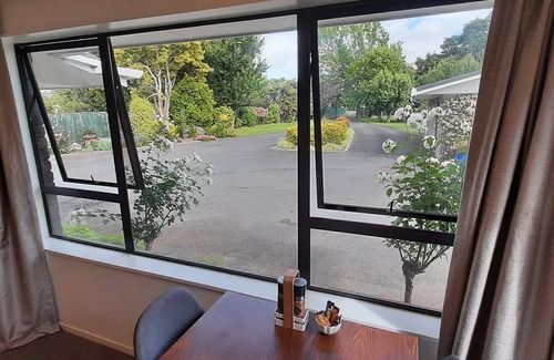 Te Awamutu Apartamento | A cozy studio retreat near Te Awamutu.