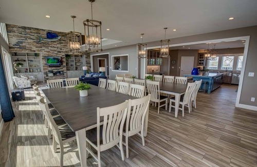 Sandbridge Casa | Una joya de la corona | Frente al mar | Piscina privada, Piscina cubierta, Bañera de hidromasaje
