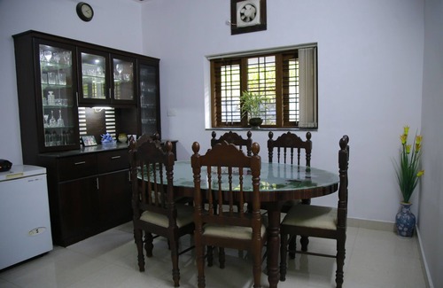 Kulanada Casa | Casa de familia de categoría Diamante - Aprobada por el Departamento de Turismo, Gobierno. de Kerala
