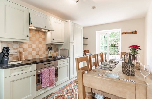 Stocksfield Cabaña | 2 bedroom accommodation in Hindley, Stocksfield
